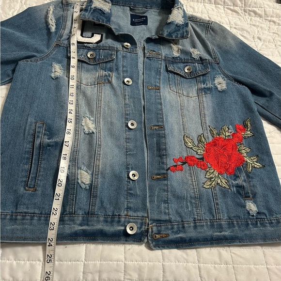 Cavalini Distressed Denim Jacket with Rose Embroidery – Size Medium - Picture 4 of 10